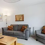Quayside House By Staytor Accommodation