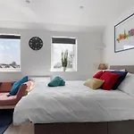 Exeter City Centre Apartments Baxter Apartment