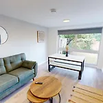 Bright And Cosy 4-Bedroom Home
