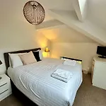 West Street Mews - Serviced Accommodation