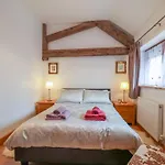 Oak Cottage