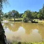 Peaceful Lake Retreat - Fishing Lakes - Short Stays Uk