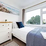 Luxury Detached 4 Bedroom House