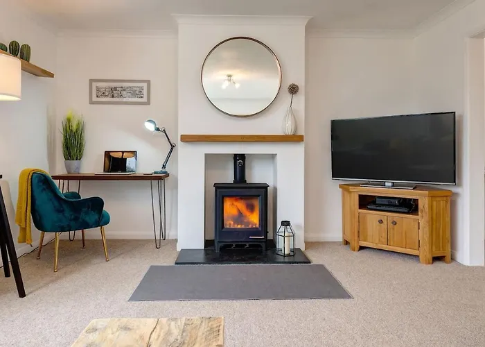 Luxury Detached 4 Bedroom House