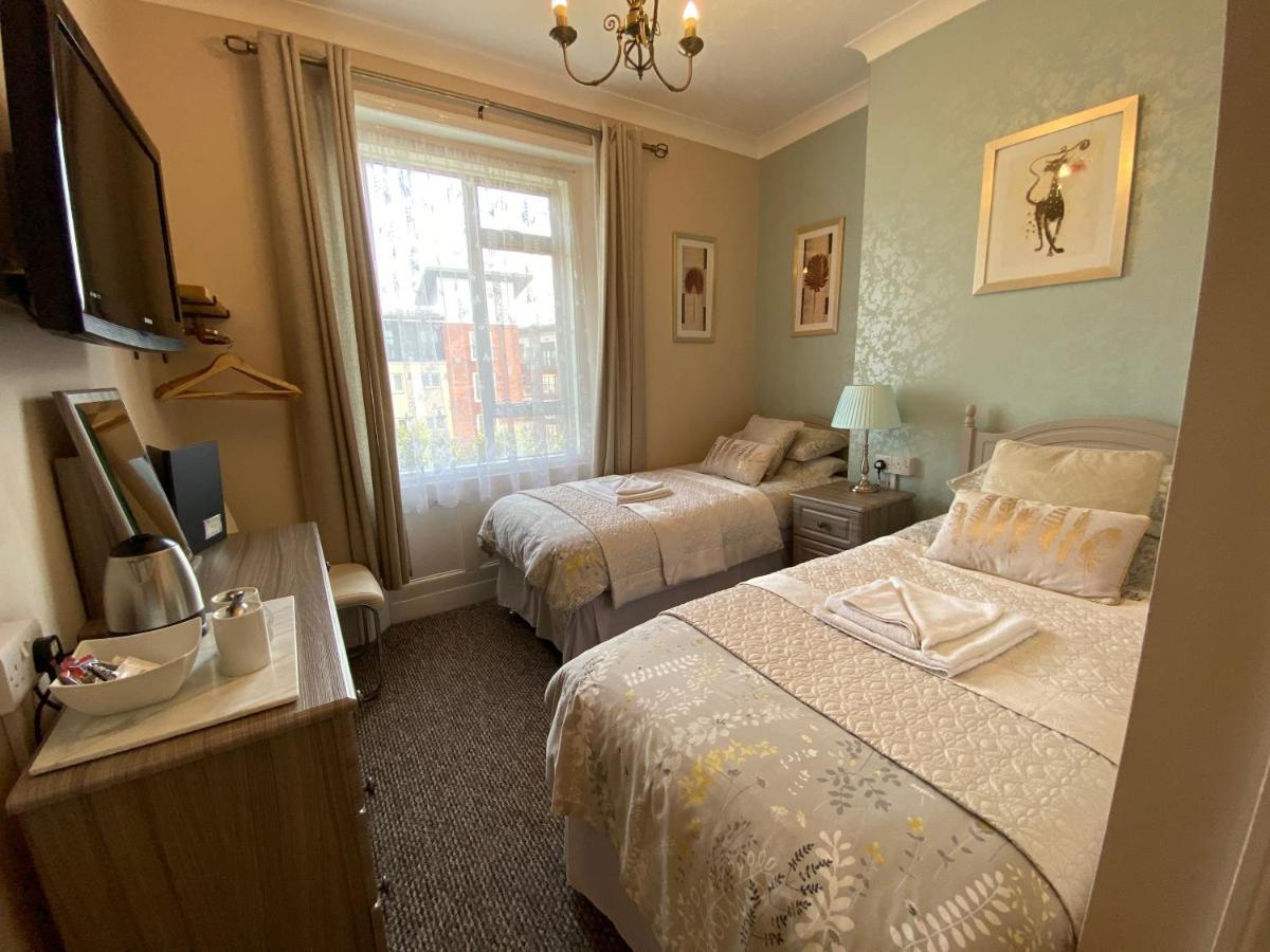 Braeside 3*