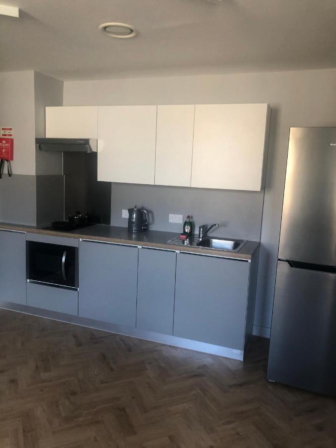 Brand New Modern Rooms, & - Sk Exeter