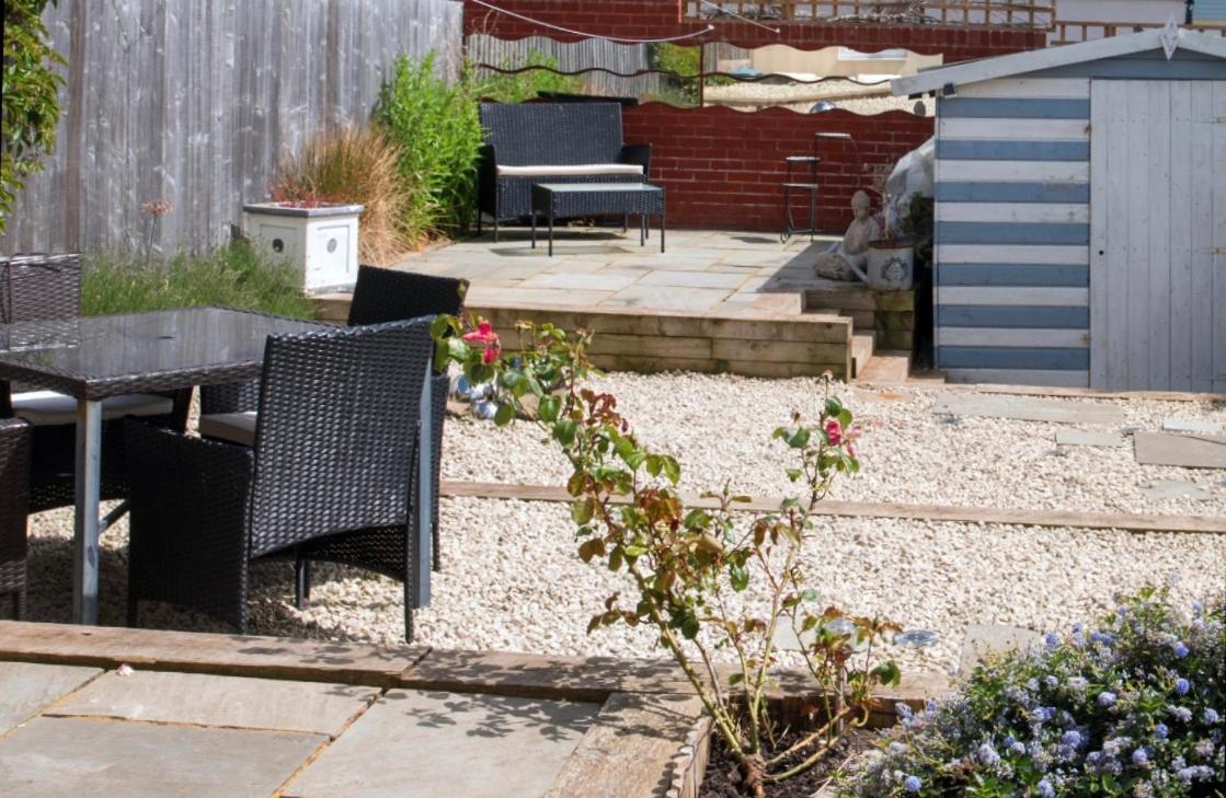Entire 4 Bed Townhouse Exeter