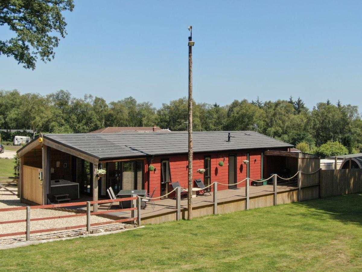 Haldon Forest Lodge, * Exeter
