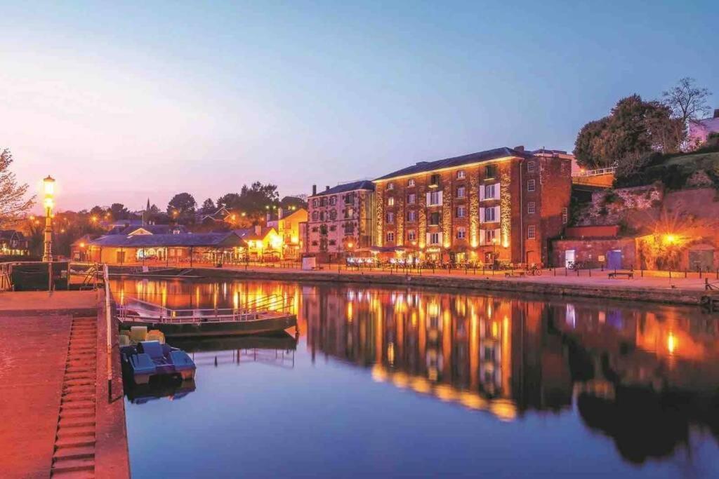 Stunning 2 Bed Apartment, In The Heart Of Exeter! Exeter