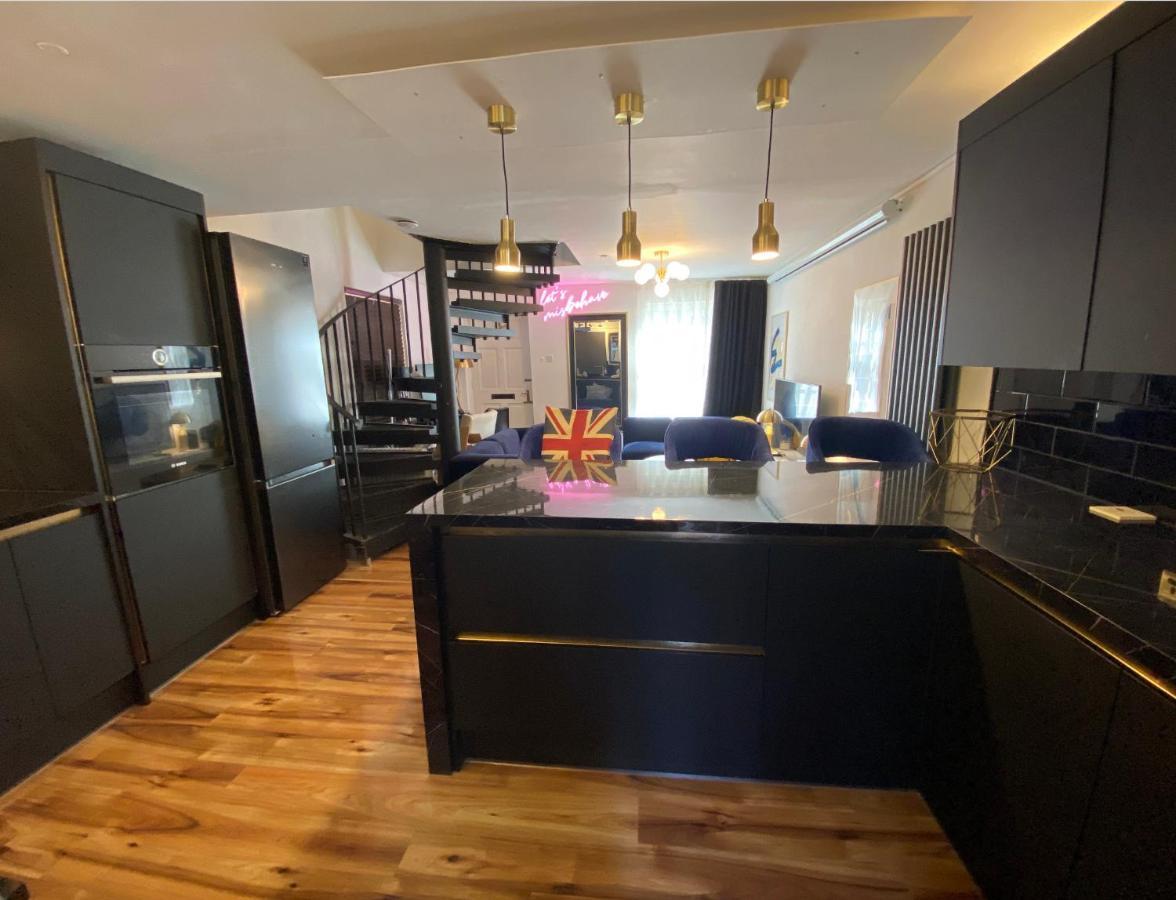 Apartamento Stunning 2 Bed Apartment, In The Heart Of Exeter! *