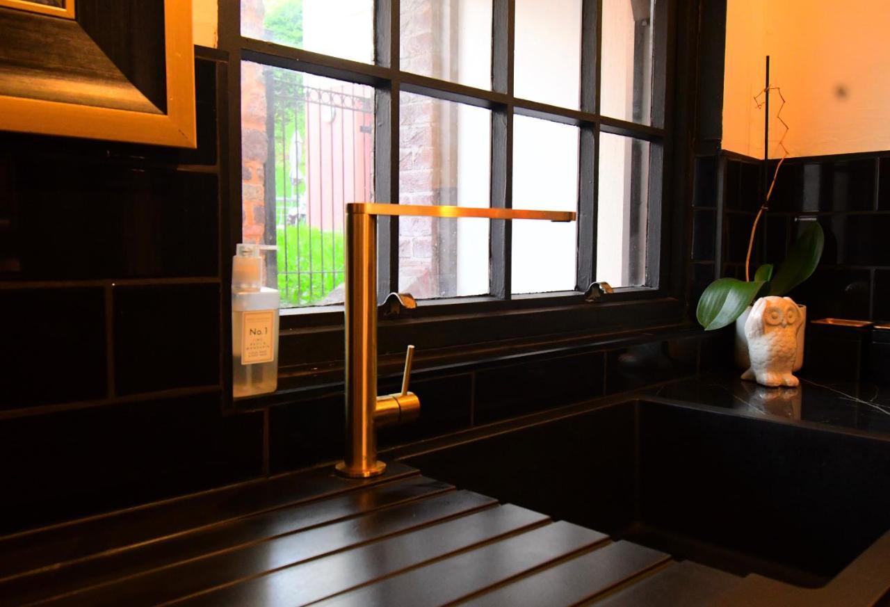 Stunning 2 Bed Apartment, In The Heart Of Exeter!
