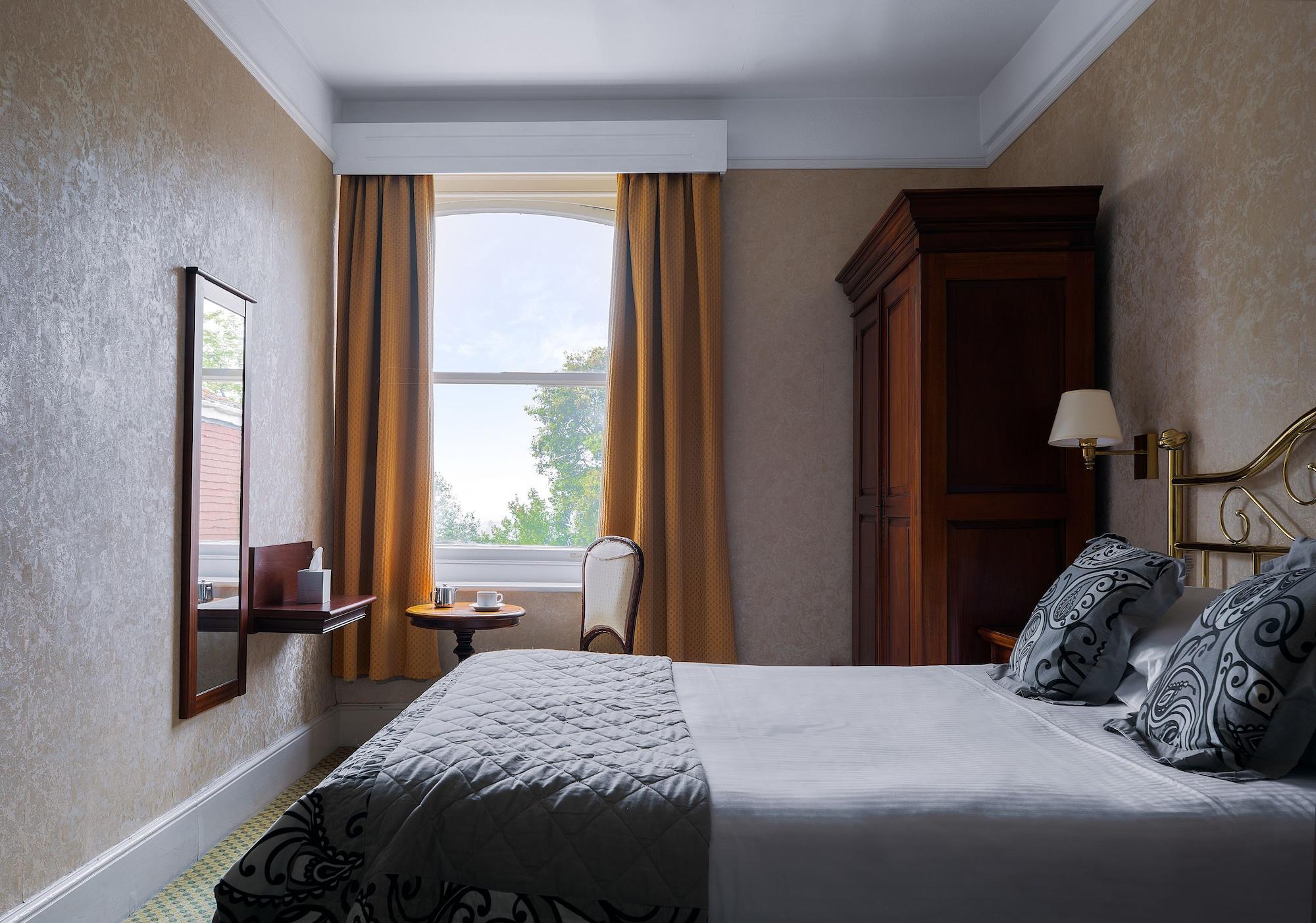 Gipsy Hill 3*