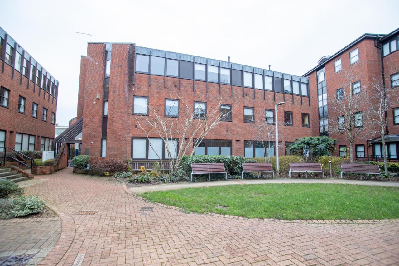 Pembroke House For Families Business Relocation Free Parking *