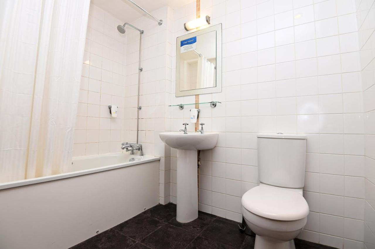 Hotel White Hart, By Marston's 3*