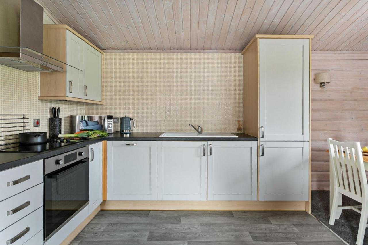 Alder Lodge, 12 Fingle Glen Lodges,