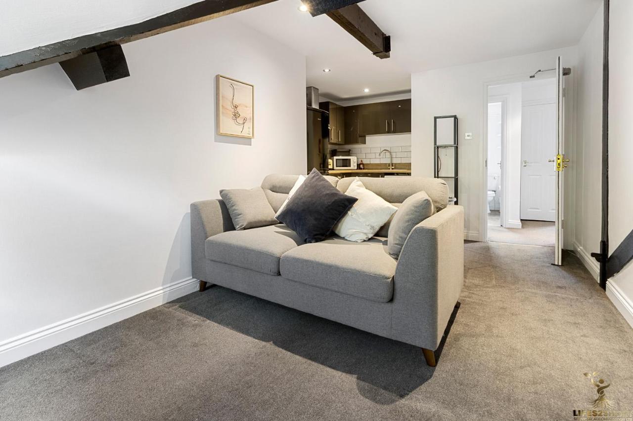 Apartment 3a St Anne's Well Brewery Centre, Parking Exeter