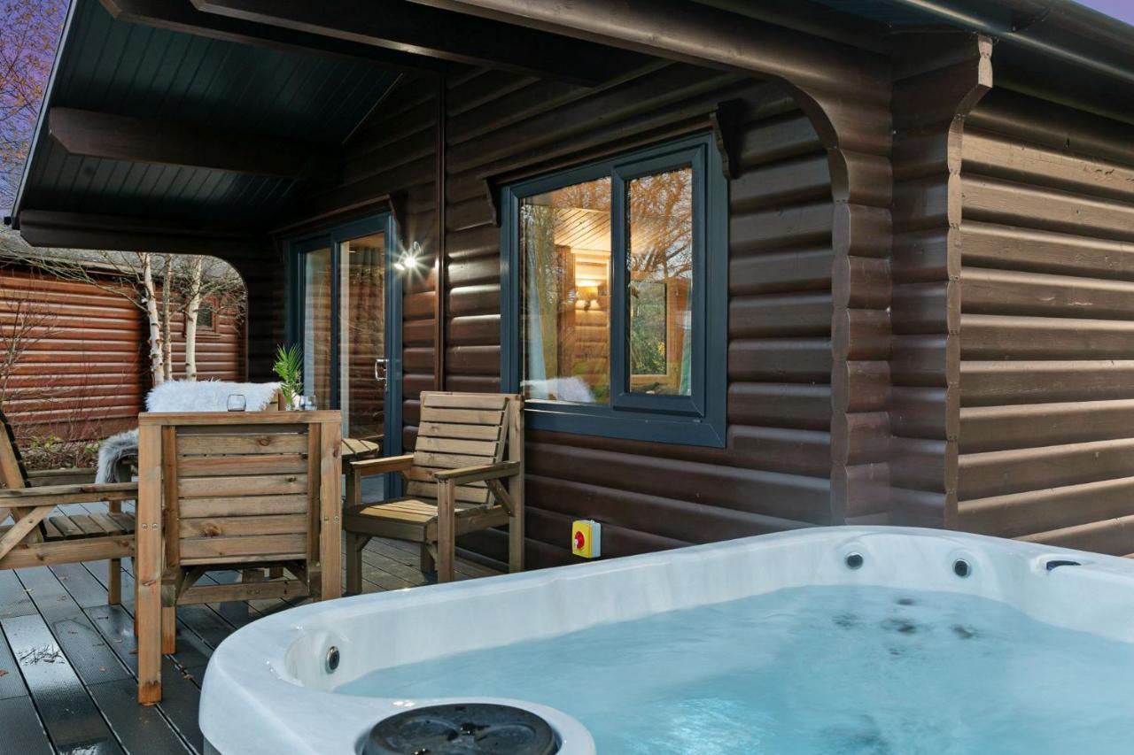Hébergement de vacances Alder Lodge, 12 Fingle Glen Lodges, *