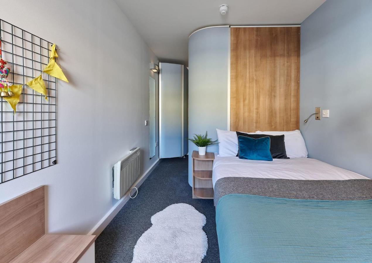 Cosy Ensuite Bedrooms At Trust House Near City Centre Apartment