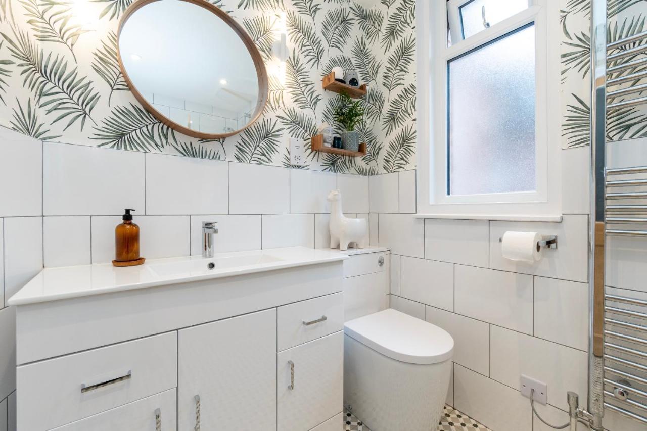 Athelstan Townhouse - A Chic Townhouse In The Heart Of Historical 5mins To Centre