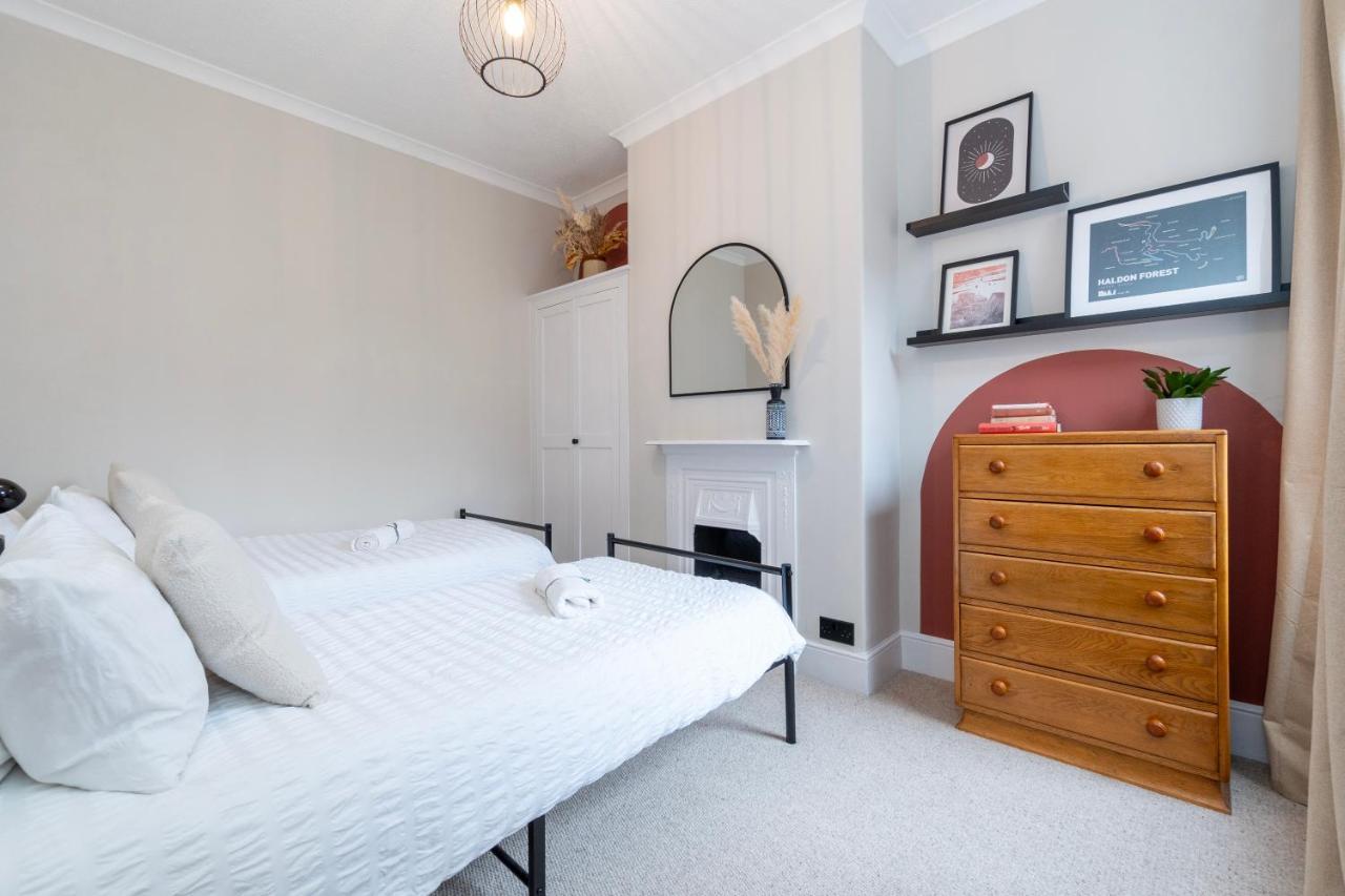 Athelstan Townhouse - A Chic Townhouse In The Heart Of Historical 5mins To Centre Exeter