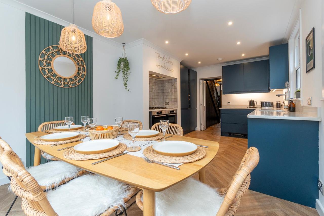 Holiday home Athelstan Townhouse - A Chic Townhouse In The Heart Of Historical 5mins To Centre