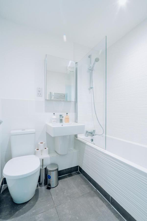 Apartamento Two Bedroom Urban Retreat In The Heart Of *