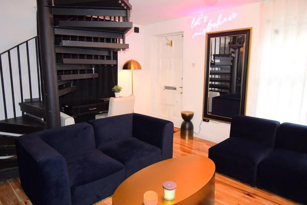 Apartment Stunning 2 Bed Apartment, In The Heart Of Exeter!