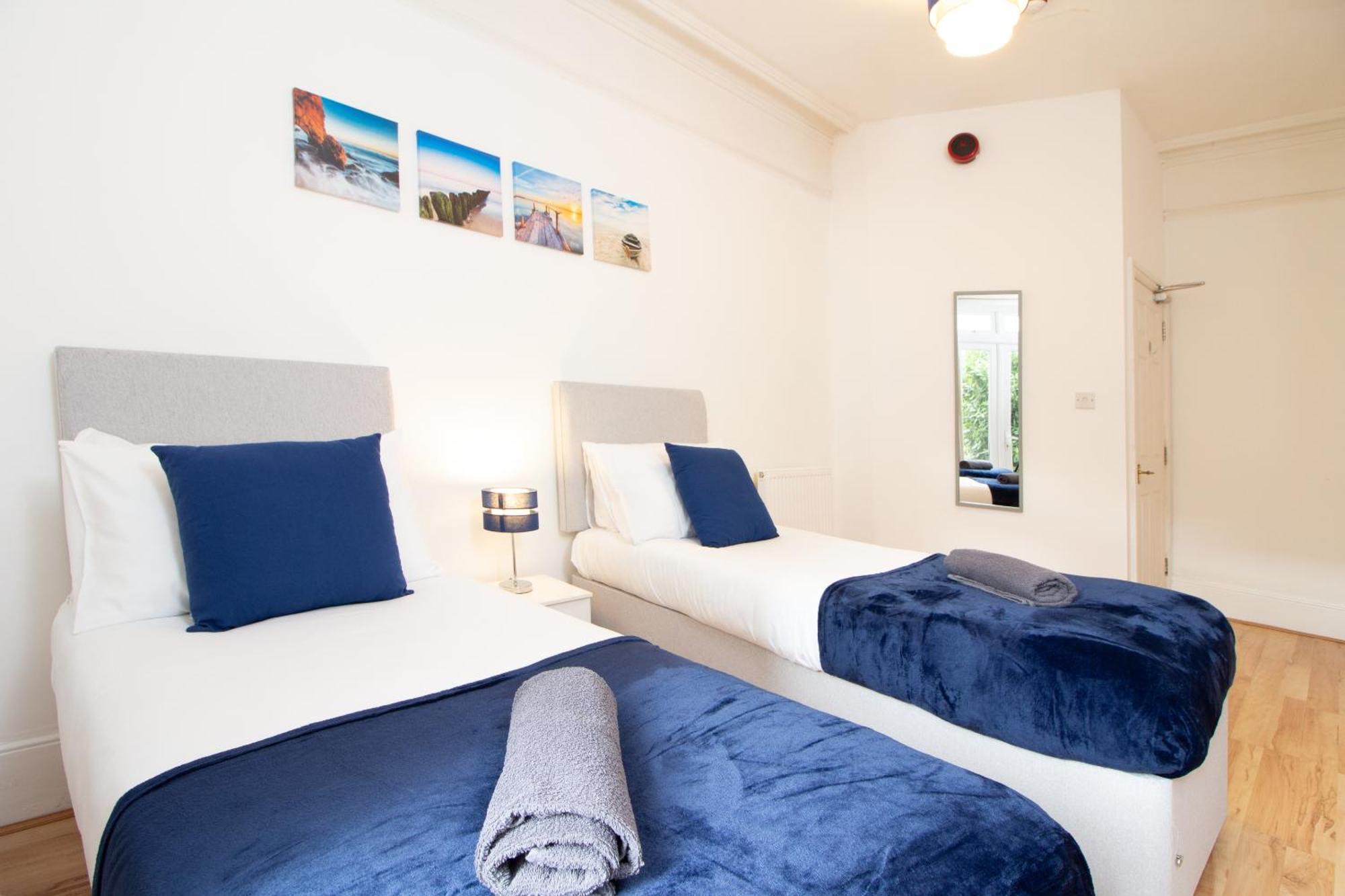 Raleigh Gf - Ground Floor 1 Bed Georgian Flat In The Centre Free Parking And Wifi *