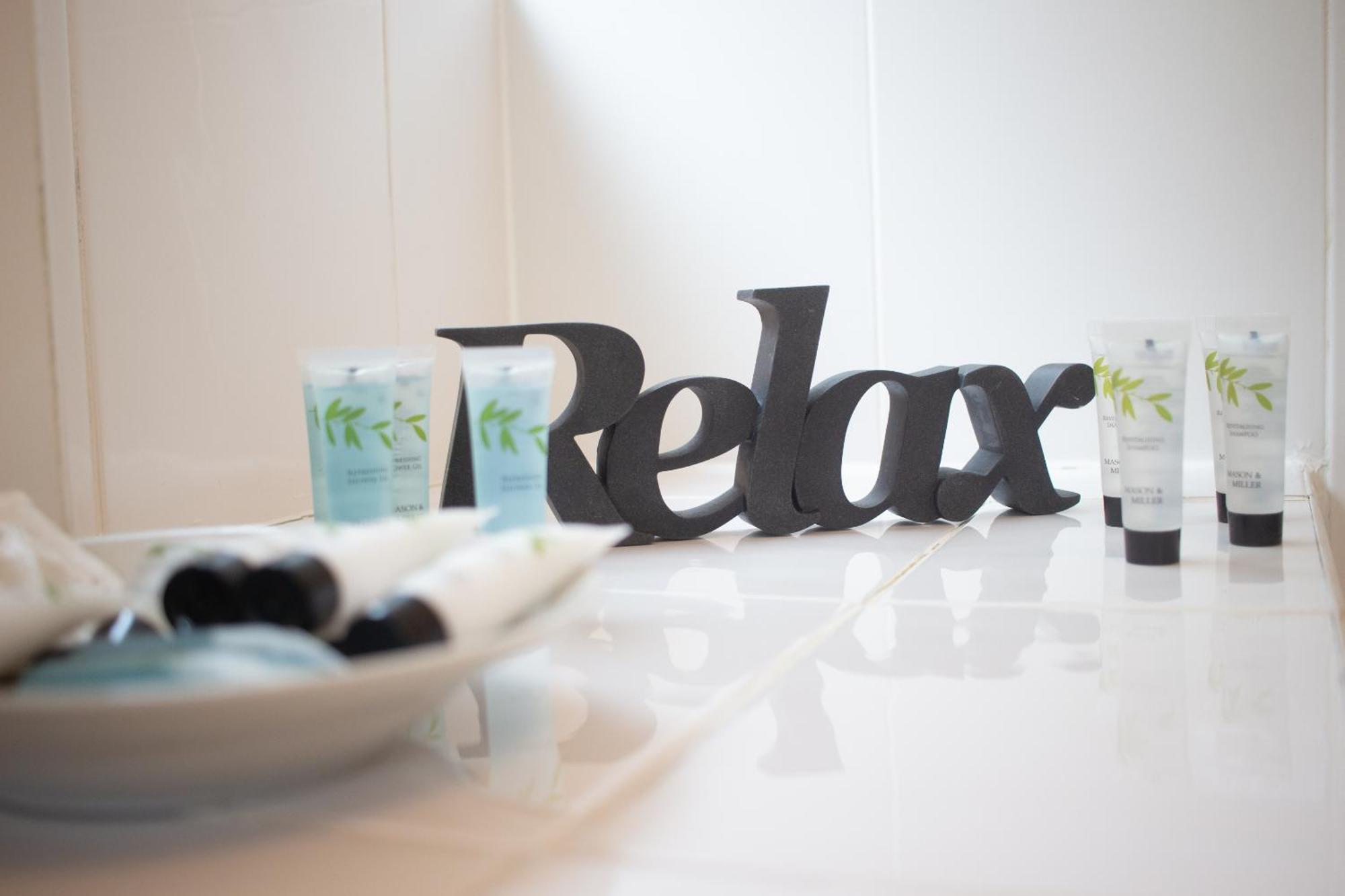 Raleigh Gf - Ground Floor 1 Bed Georgian Flat In The Centre Free Parking And Wifi *