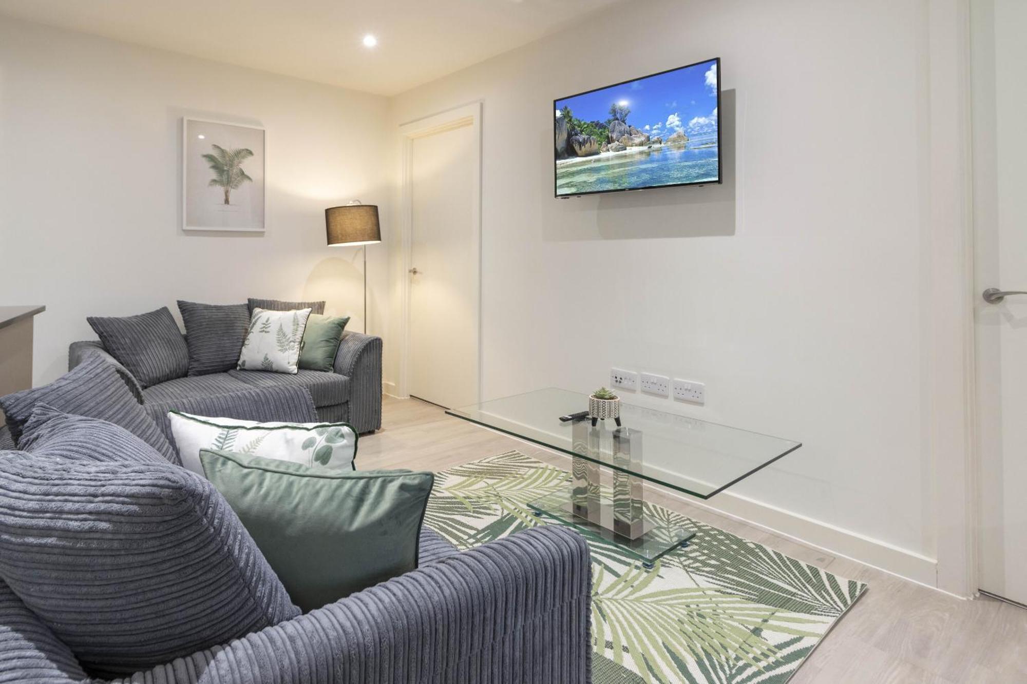 Linacre 11 - Modern 2 Bed Behind The Cathedral With Free Parking And Fast Wifi Exeter