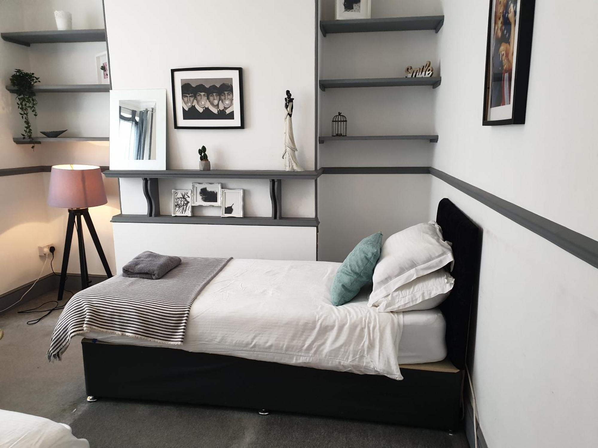 Willow House Excellent Exeter-uni-chiefs-rd&e-courtyard Garden-public Parking In Vicinty-sleeps Up To 6 Casa de férias *