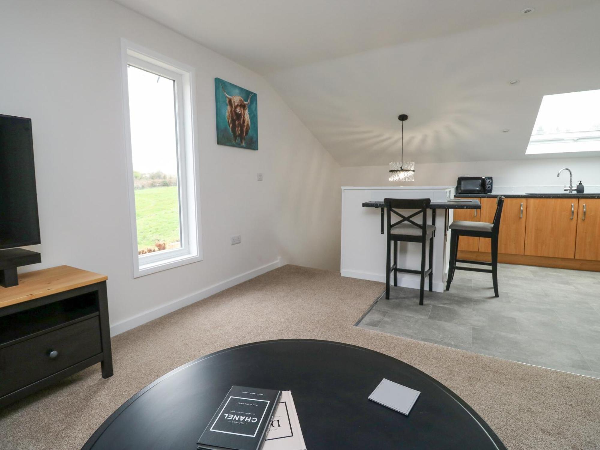 Springwell Apartment *