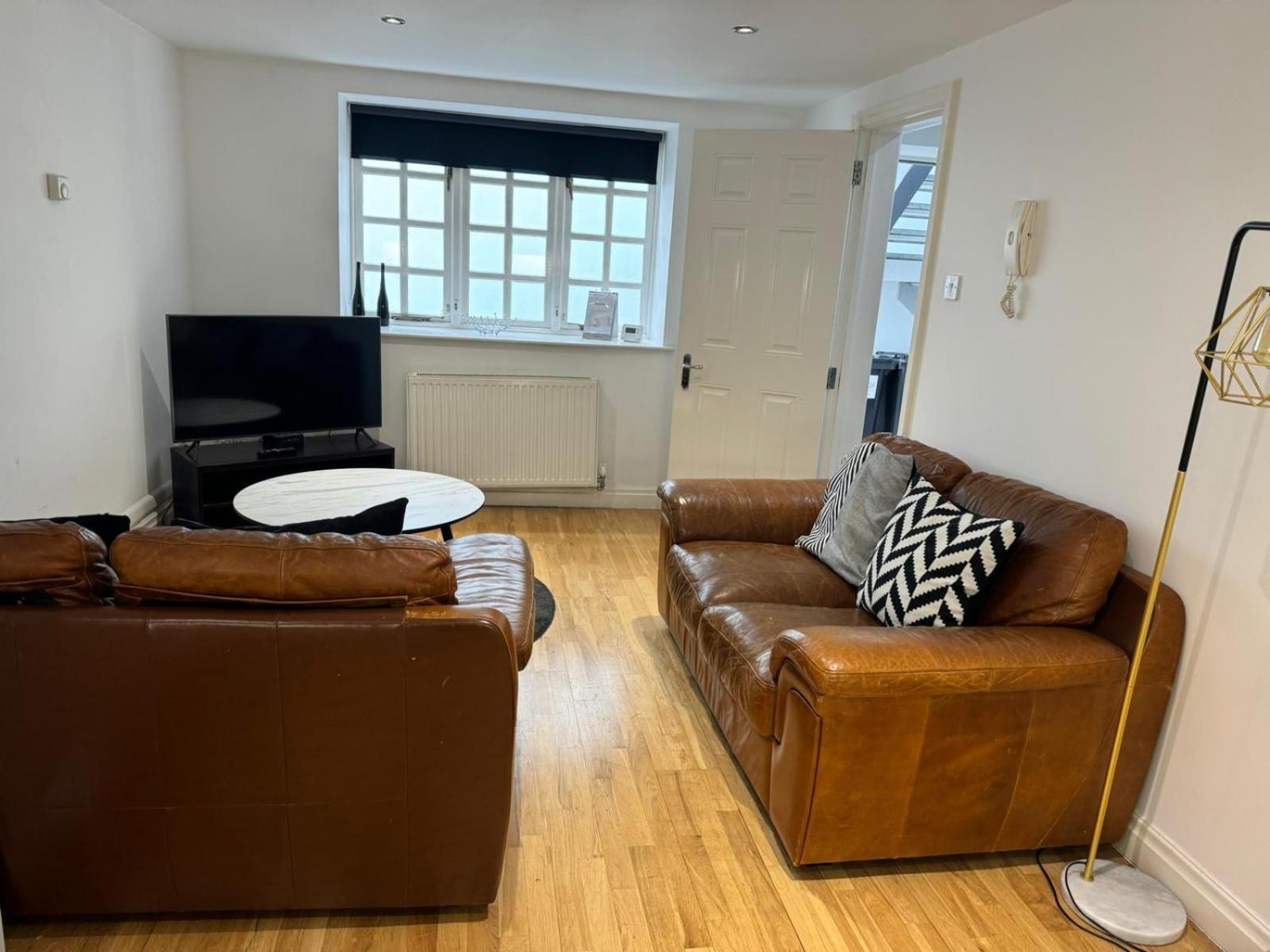 West Street Mews - Serviced * Exeter