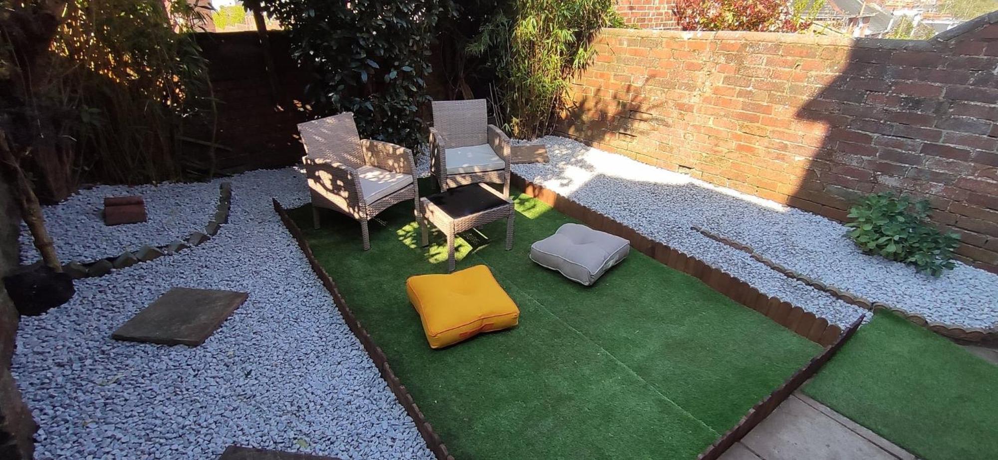 Holiday home Mulberry House Excellent Location Courtyard Garden 3 Bedrooms Sleeps Up To 6 Public Parking In Vicinty