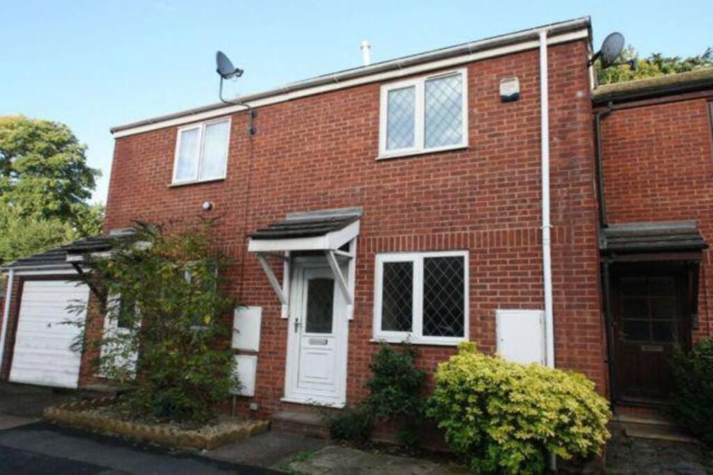 Casa de férias Cosy With Parking Close To Centre Exeter
