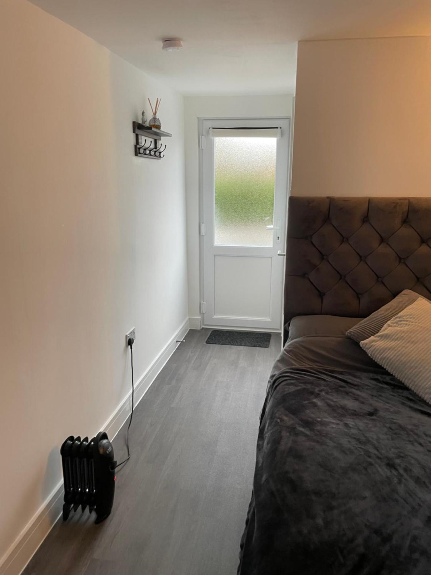 Private En-suite Garden Exeter