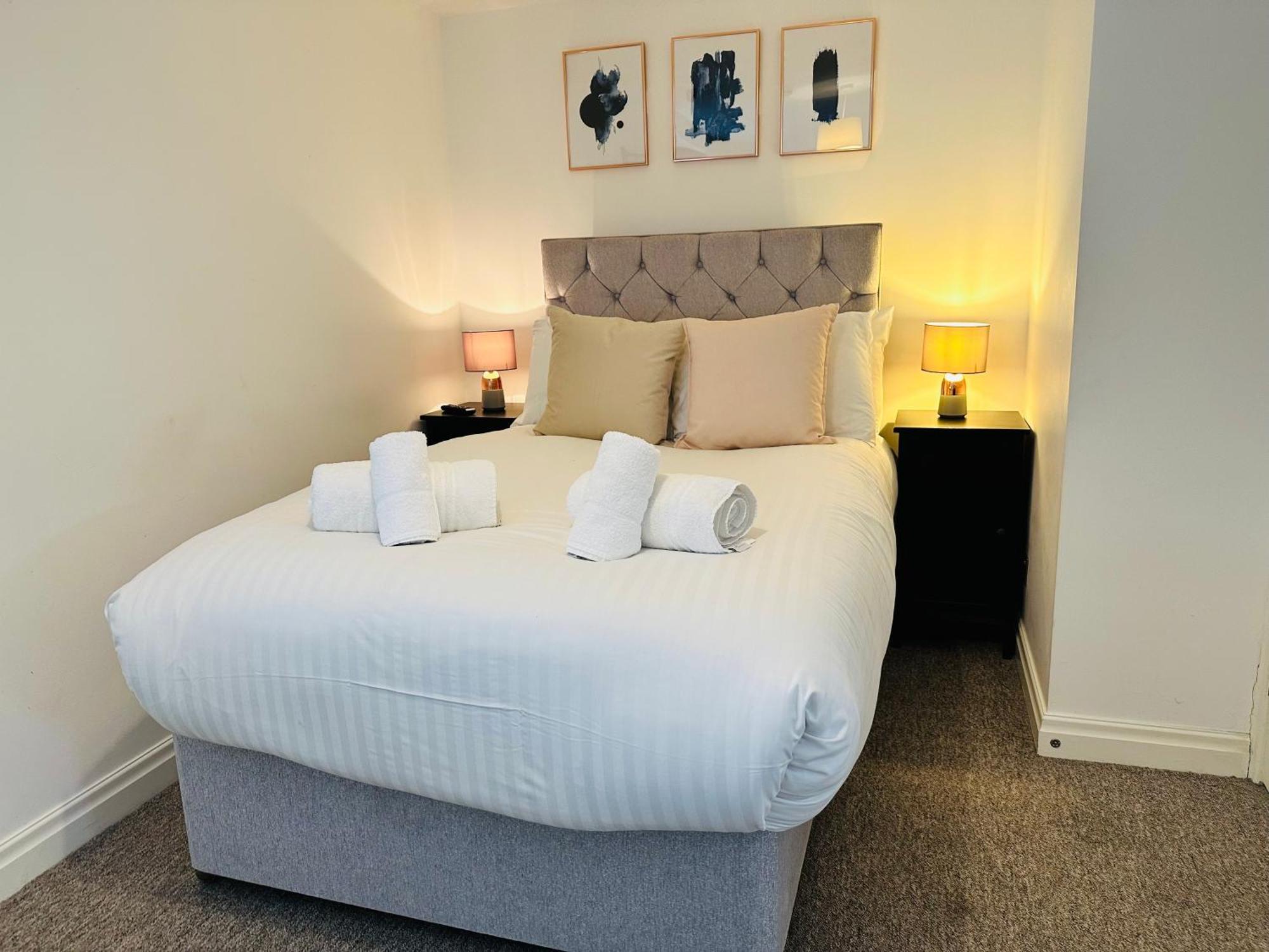 West Street Mews - Serviced *