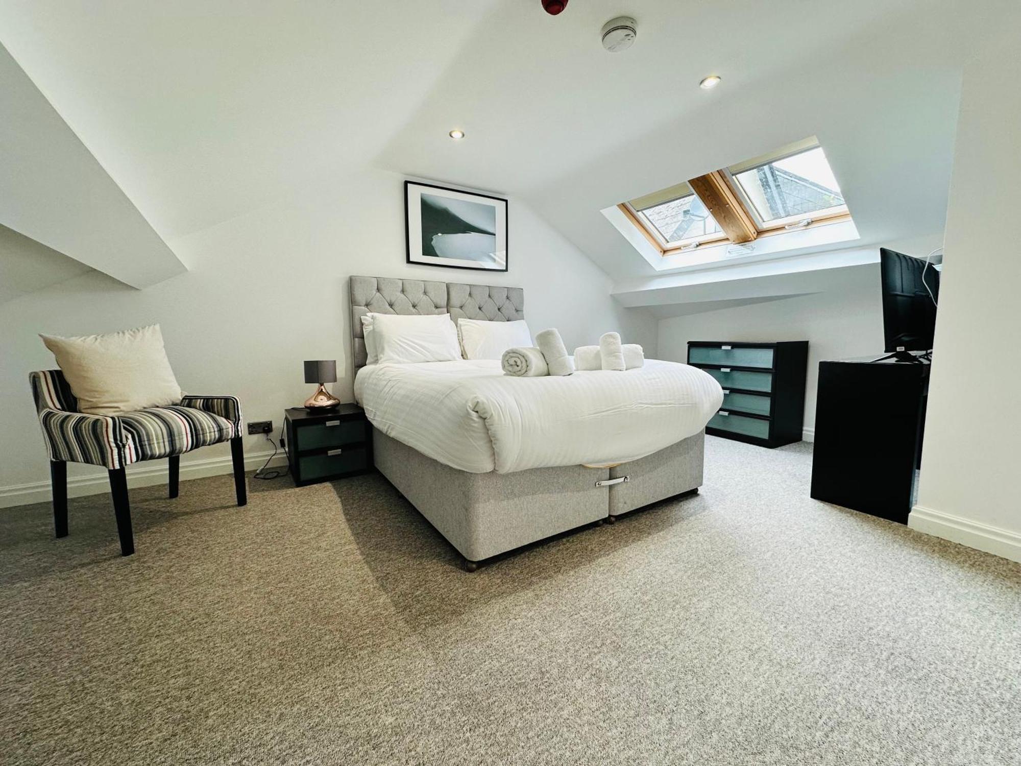 West Street Mews - Serviced * Exeter