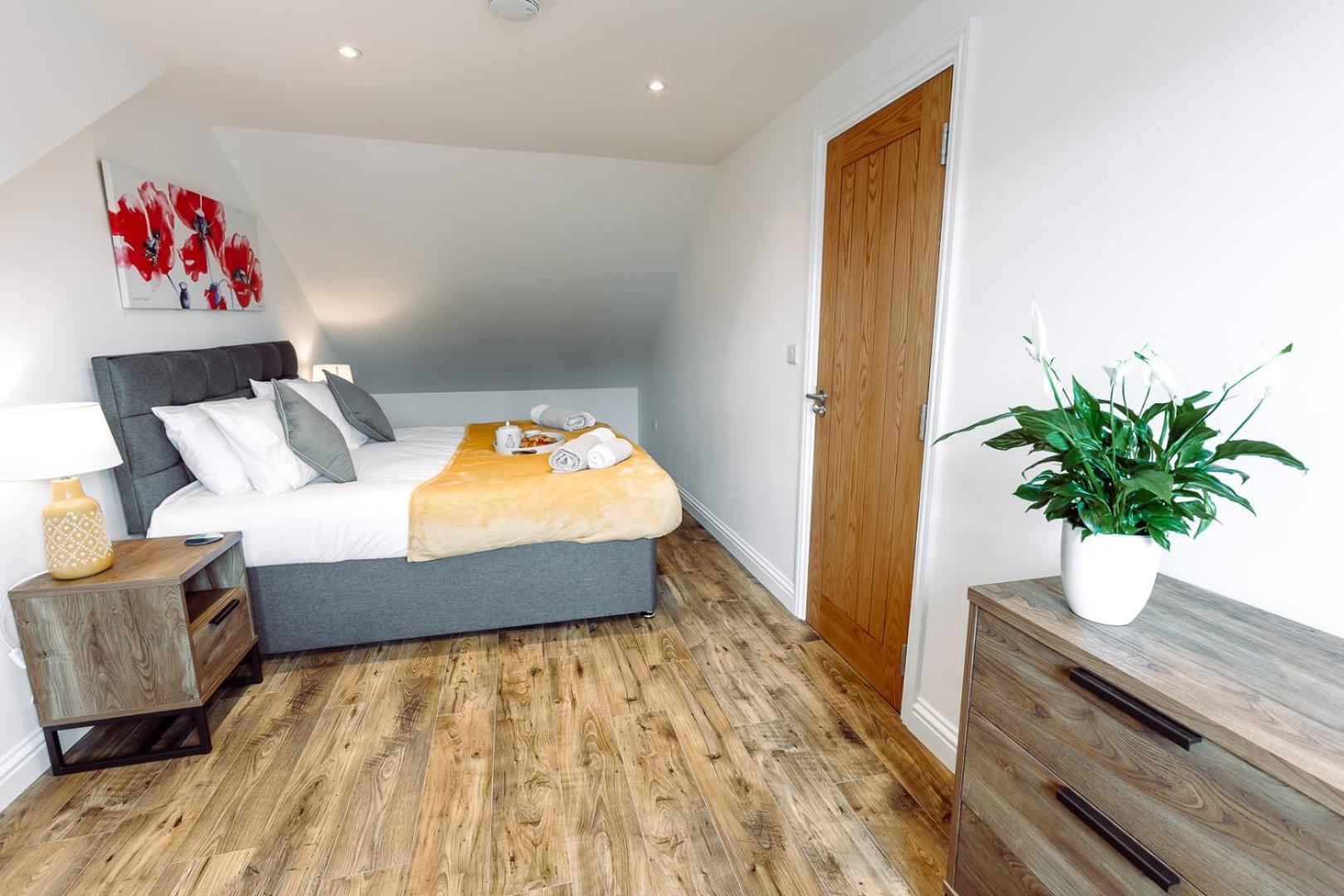 Chute House 4 Bed House Private Garden Ccenter Holiday home *