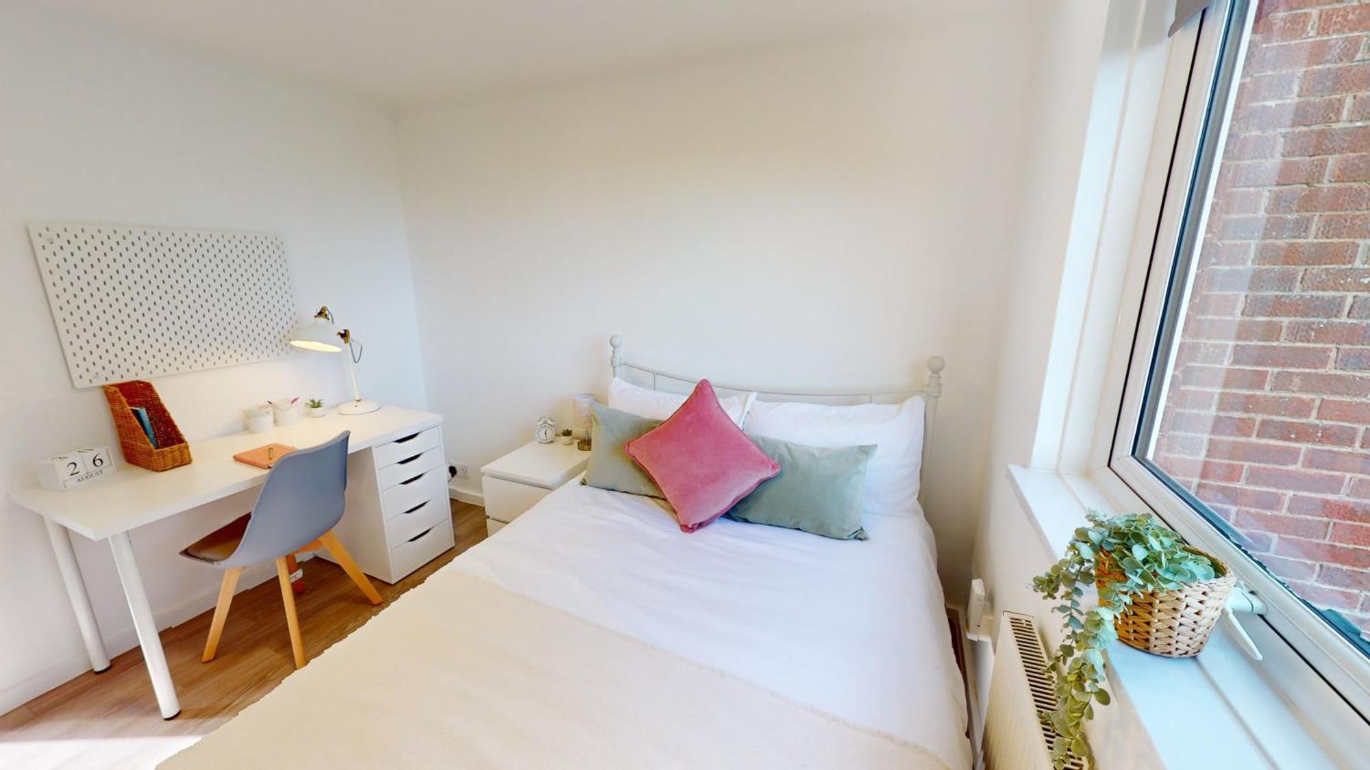 Bright And Cosy 4-bedroom Apartamento *