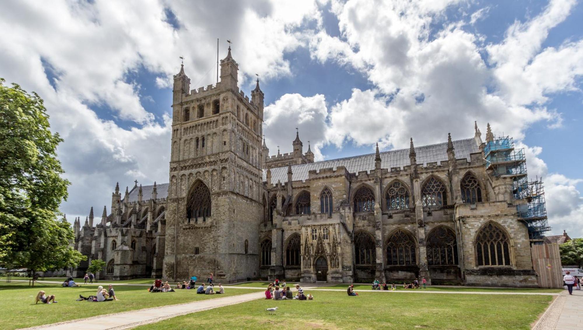 Cathedral View - An Exclusive Private On Cathedral Green, *