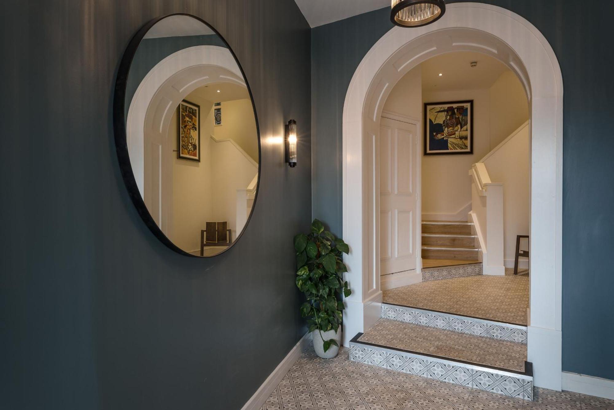 Cathedral View - An Exclusive Private On Cathedral Green,