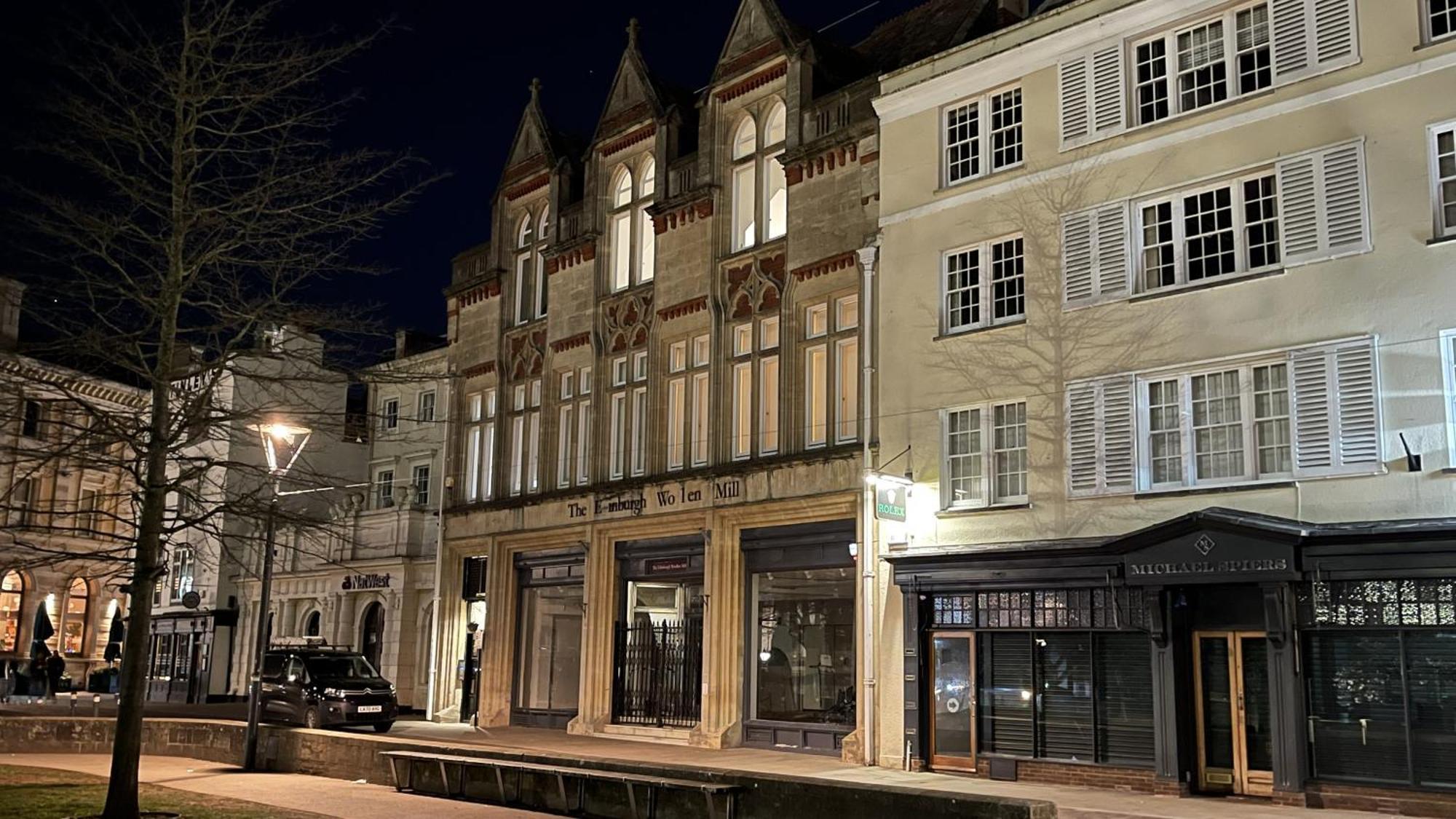Cathedral View - An Exclusive Private On Cathedral Green, *