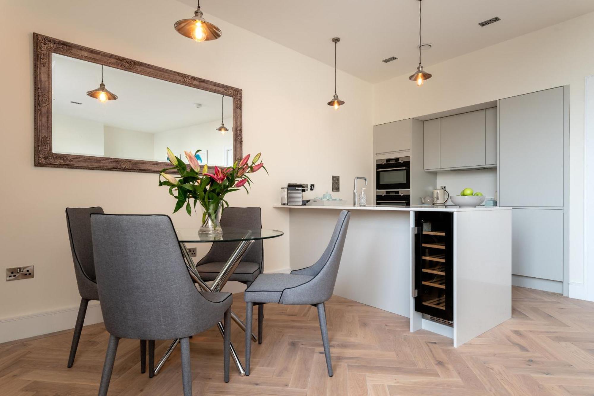 Apartment Cathedral View - An Exclusive Private On Cathedral Green, Exeter