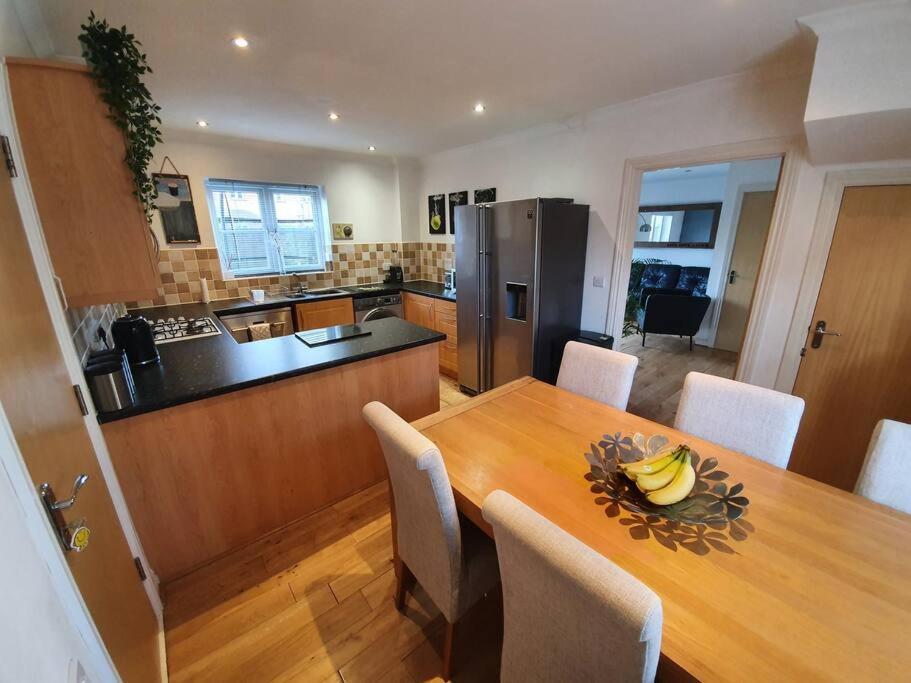 Casa de férias Classy Family House-gym-free Parking-train Station Exeter
