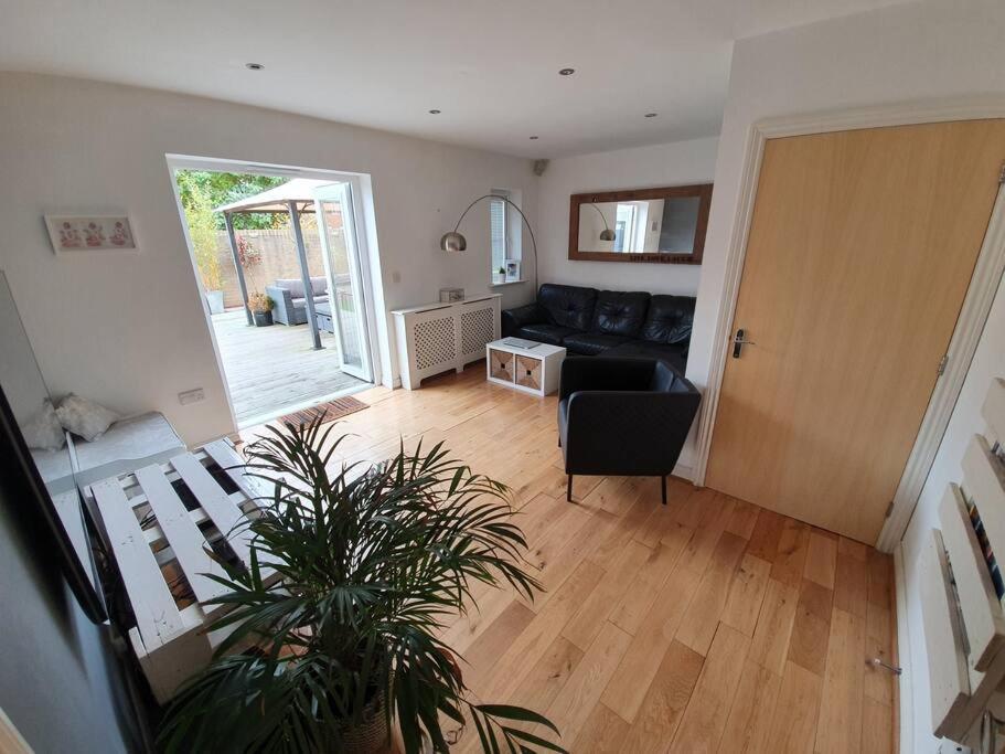 Classy Family House-gym-free Parking-train Station Casa de férias Exeter
