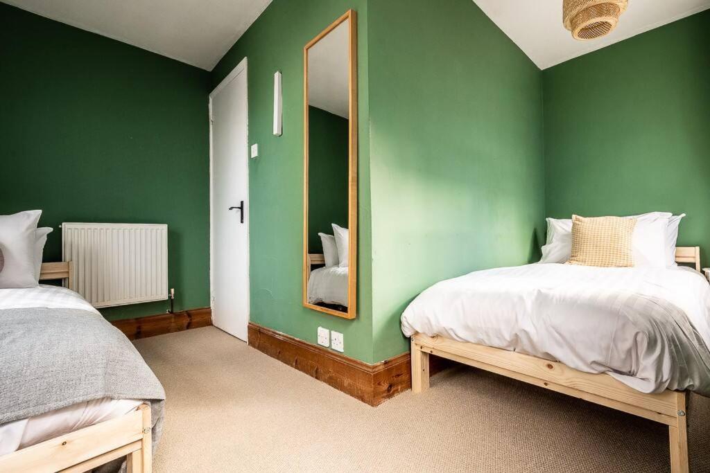 Appartement Modern, With Character Features *