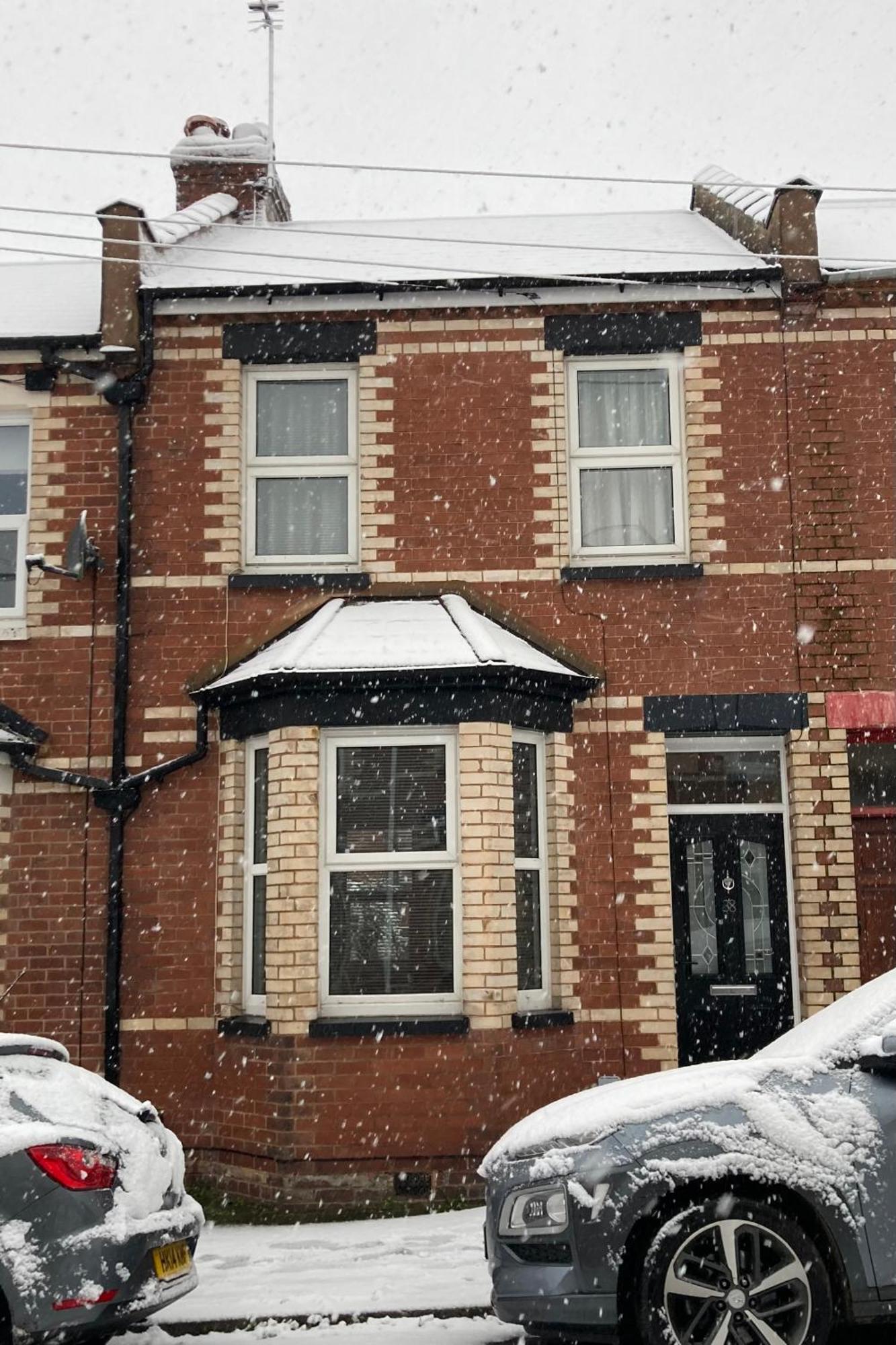 Apartment 3 Bedroom Victorian House Close To Centre