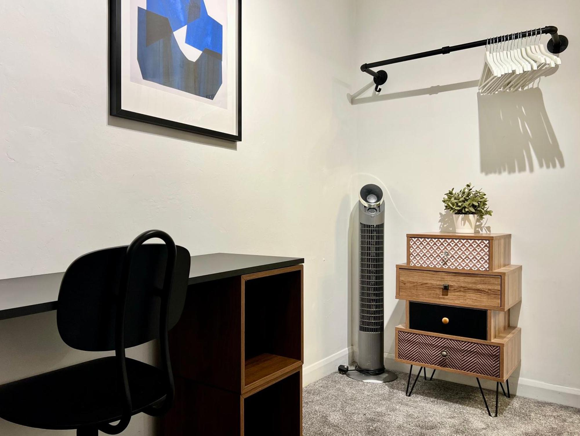 Apartment Stunning 2 Bed Apartment, In The Heart Of Exeter!