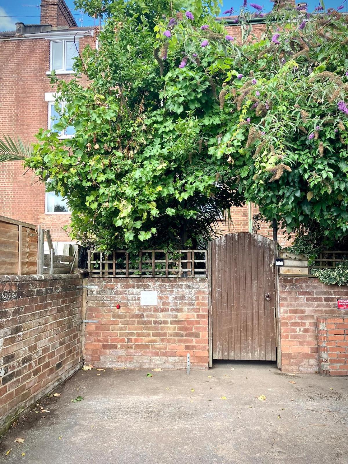 Centre Garden *